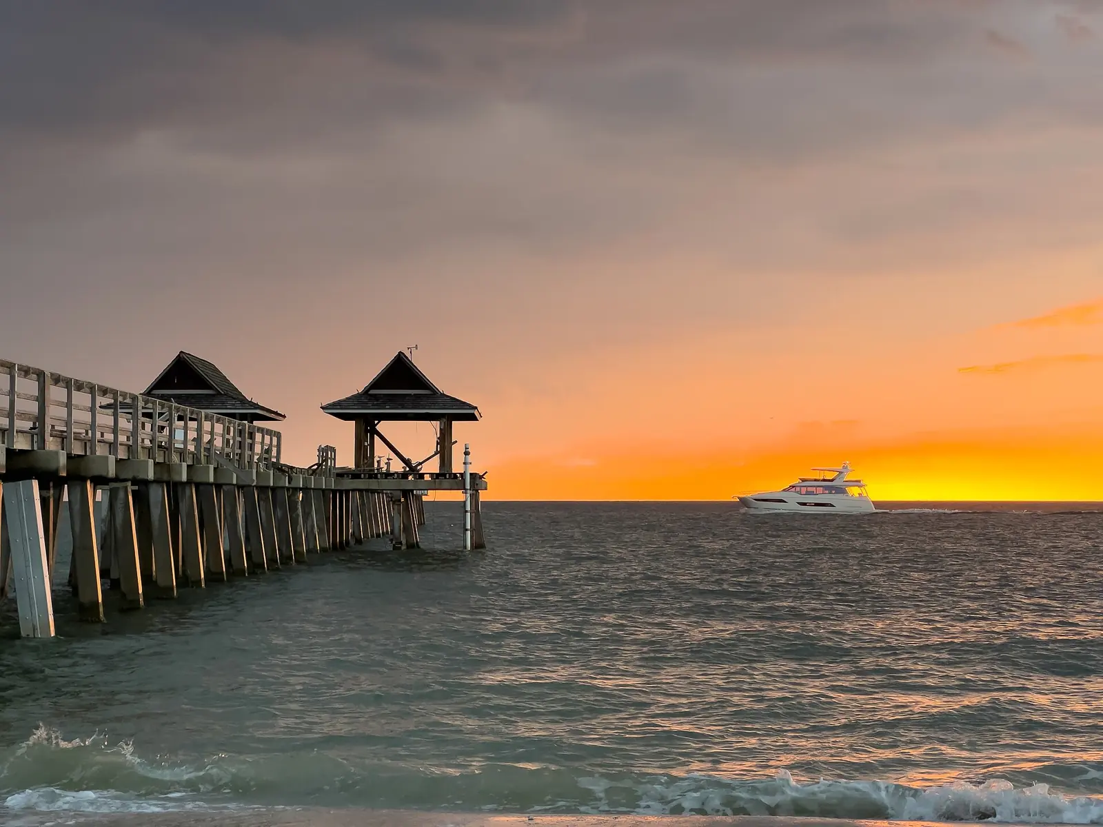 The Gordon Pointe evening, Naples FL